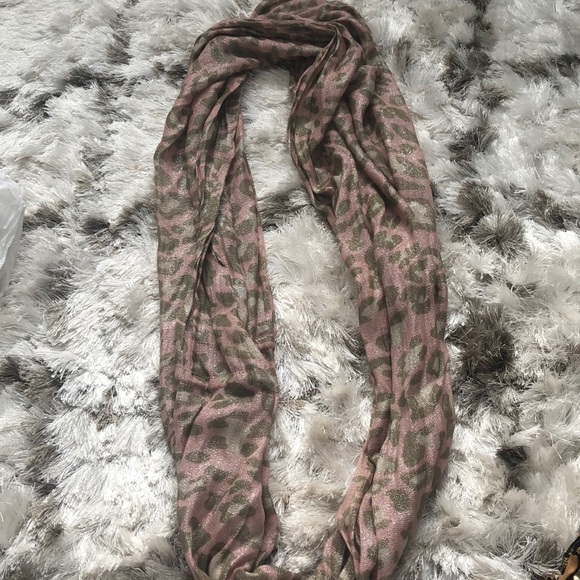 Infinity scarf - Picture 2 of 2